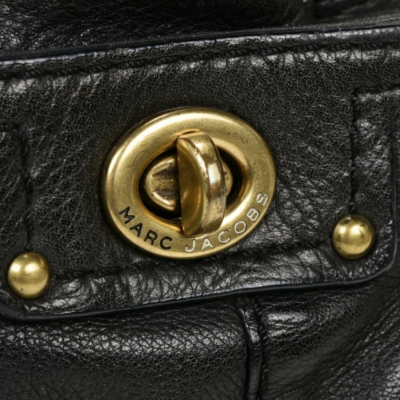 Marc Jacob's black leather grained shoulder bag - Picture 5 of 11
